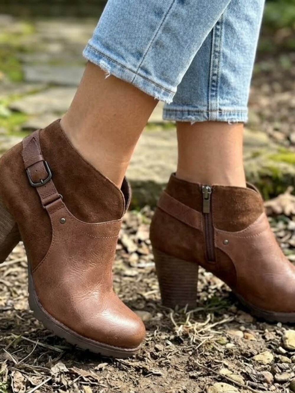 Clarks Artisan Brown Leather Suede Ankle Boots Block Heel Sz 7M